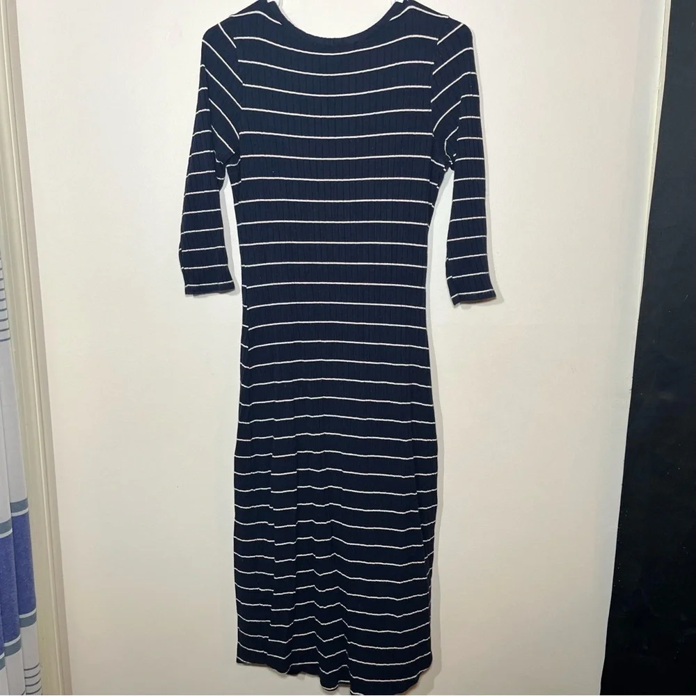 Abercrombie and Fitch, SZ MT Striped Dress - Picture 2 of 10